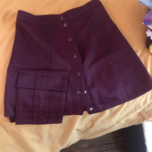 IVY PARK US 10 Adidas Maroon skirt - Picture 7 of 10
